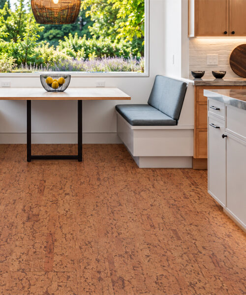 Amber Streak - 1/2" (12mm) - Cork Floating (FASt12) Amber-brown Amber Streak cork floor planks add natural texture to a kitchen nook with window benches.