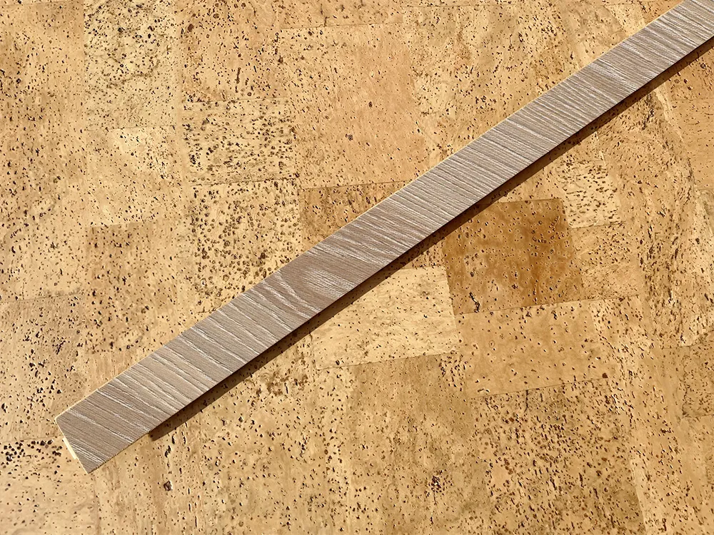Aurora Chevron – 11mm (7/16″) (T-Molding)