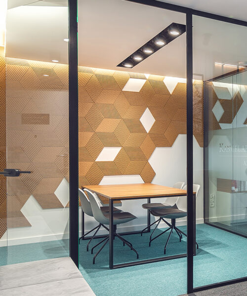 Linear Wood Natural - 25/64" (10mm) – 3D Acoustic Cork Wall Panels (WLWoN10) Linear Wood Natural – 10mm (25/64″) (3D Panel) - Image 3