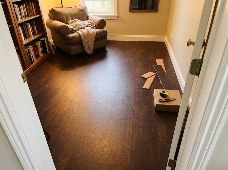 review leather - flat flooring and interior image for Cancork homepage