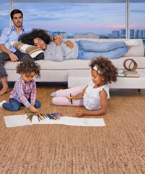 Woodflow - 1/2" (12mm) - Cork Floating (FWof12) Family living room with Woodflow cork flooring